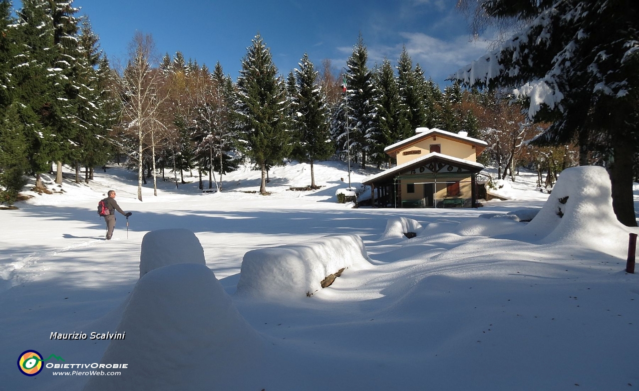 21 Il bellissimo angolino della Baita Alpini....JPG